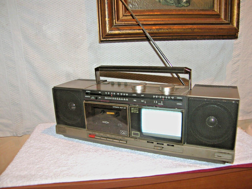 Boombox radio bsr tvcr - ,