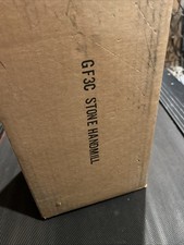 Mulino a manovella in pietra