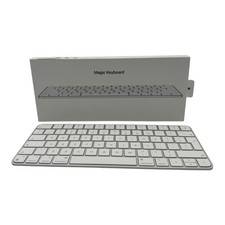 Apple Magic Keyboard QWERTY