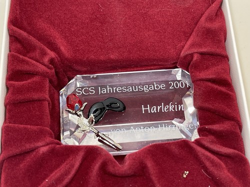 Statua swarovski scudo - statua,