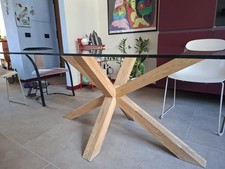 Tavolo da pranzo in vetro e