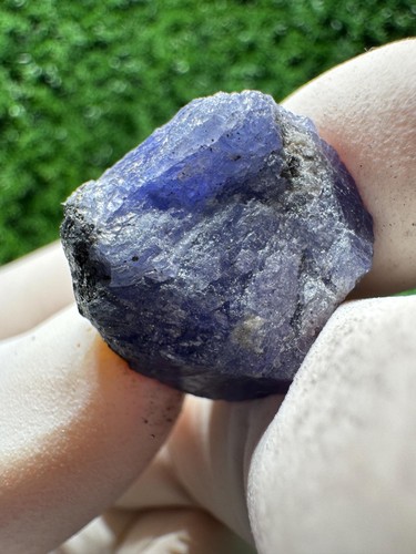 Striking tanzanite crystal - striking,