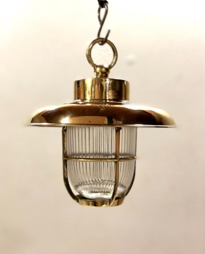 Vecchia lampada sospensione - vecchia,