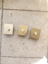 3 Regolatori Di Luce