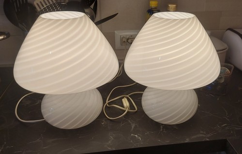 Coppia lampade fungo - a,