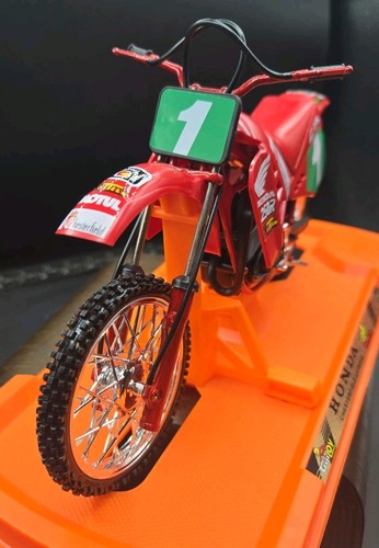 Honda chesterfield luisake - honda,