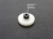 Ingranaggio in nylon per