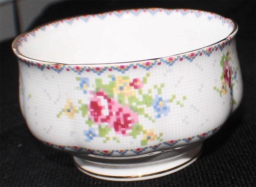 Vintag royal albert osso - vintag,