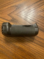 Used Nikon MB-D10 Multi Power