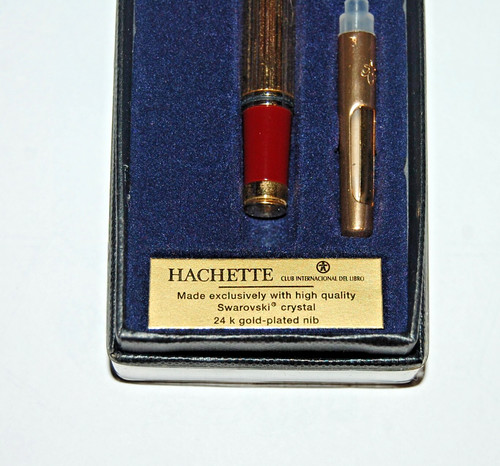 Pluma hachette chapada - en, oro