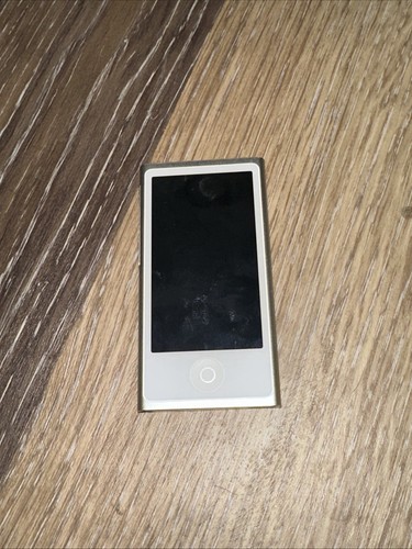Apple ipod nano - apple, generazione