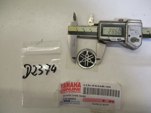 D2374 emblema yamaha - d2374, 660