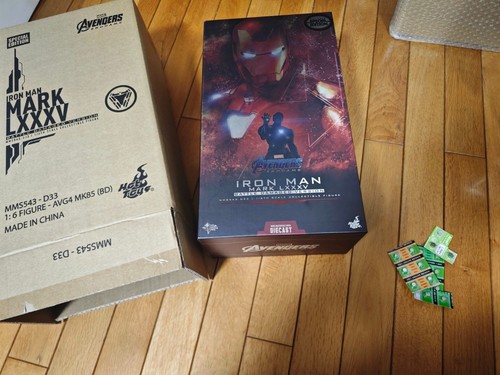 Hot toys mms543 d33 iron - ,