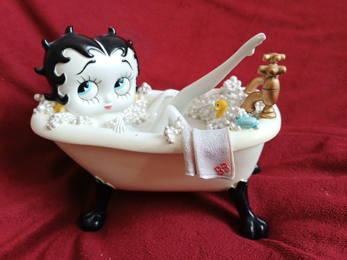 Betty boop figurine - betty,