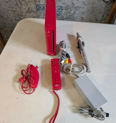 Nintendo wii red console - nintendo,