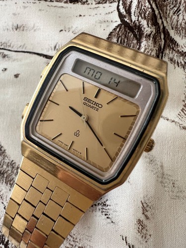 Orologio digitale analogico