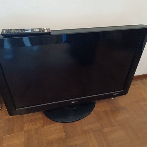 Televisore pollici - 32,