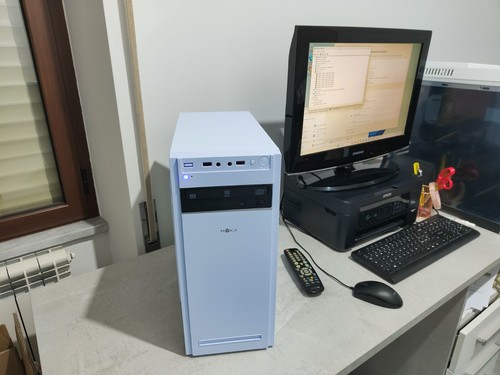 Desktop win 16 gb - i7,