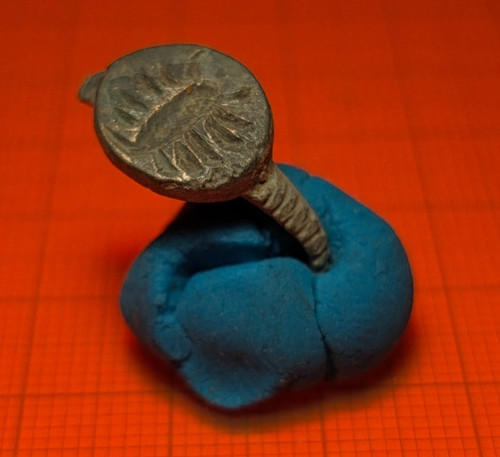 Anello antico romano - in, bronzo