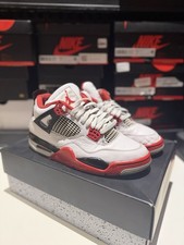 Size 8 Men’s - Jordan 4