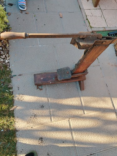 Antica tappatrice legno con - antica,