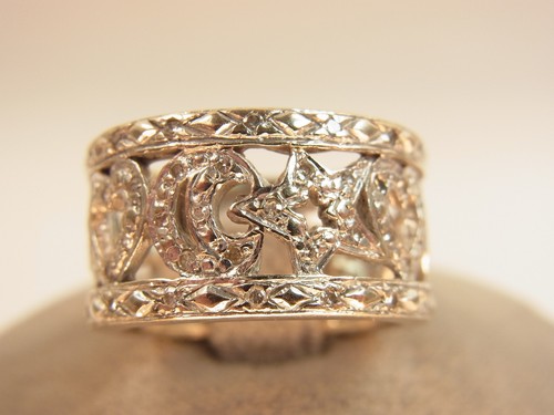Bellissimo anello con - , diamanti