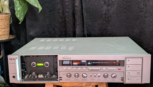 Akai f71 accende ricambi - si,