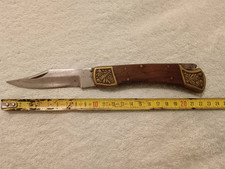 ?️ Coltello pieghevole vintage in legno e ottone inciso