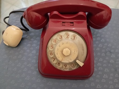 Due telefoni antiquariato - telefoni,
