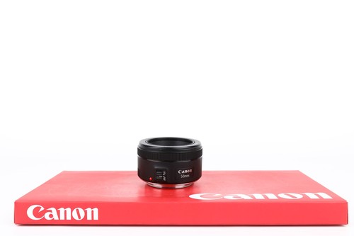 Canon 50mm stm 2 anni - 2,