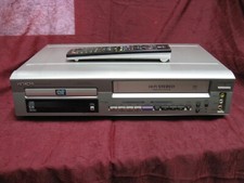 HITACHI DV-PF2U LETTORE DVD/VHS VCR combo con telecomando