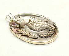 Women's cameo pendant engraved