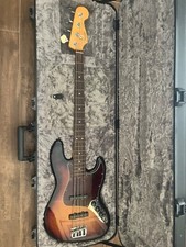 Fender American Professional II Jazz Bass, Rosewood Fingerboard, 3-Color Sunb...