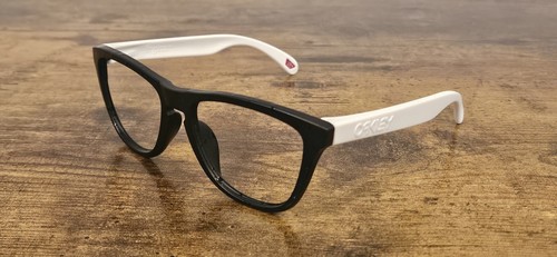 New oakley custom frogskins - new,