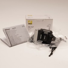 Nikon Speedlight SB-N7 flash