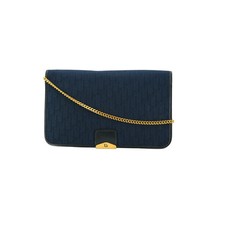 Borsa a tracolla con patta in