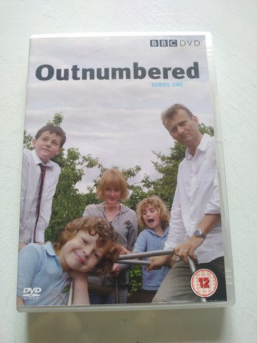 Outnumbered serie uno bbc - outnumbered,