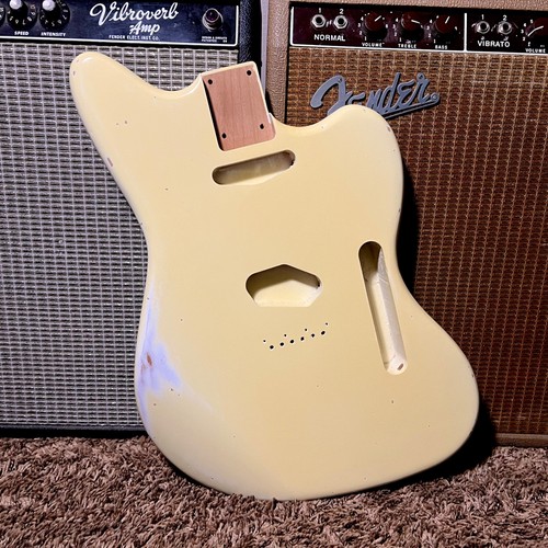 Relic fender telemaster body - fender,