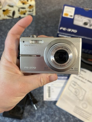 Olympus 370 0mp digital - fe-370,
