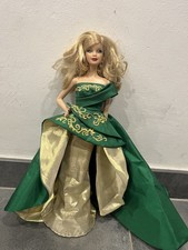 Barbie Holiday Mattel 2011