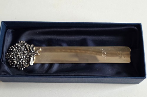 Elegante segnalibro argento - in,