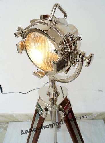 Faretto design treppiede in - design,
