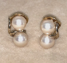 ORECCHINI CLASSICI CON DOPPIA PERLA  DI SINTESI IN ARGENTO PLACCATO ORO GIALLO