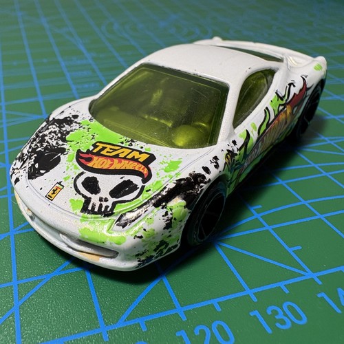Hot wheels ferrari 458 - hot, italia