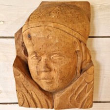 Bassorilievo scolpito su