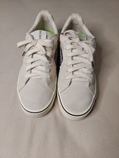 Cariuma White Sneakers