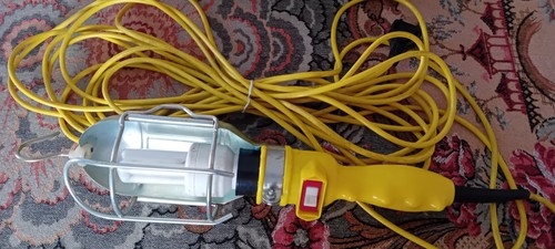 Lampada portatile zeca - portatile,