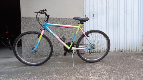 Bicicletta mountain bike - bike,