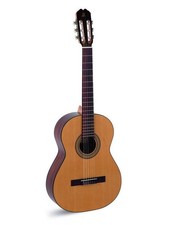 Chitarra classica Admira