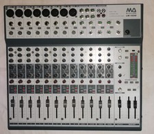 McLELLAND LM-1600 Mixer 16 canali con uscite bilanciate 8 Ing Mic +4 Ing Stereo